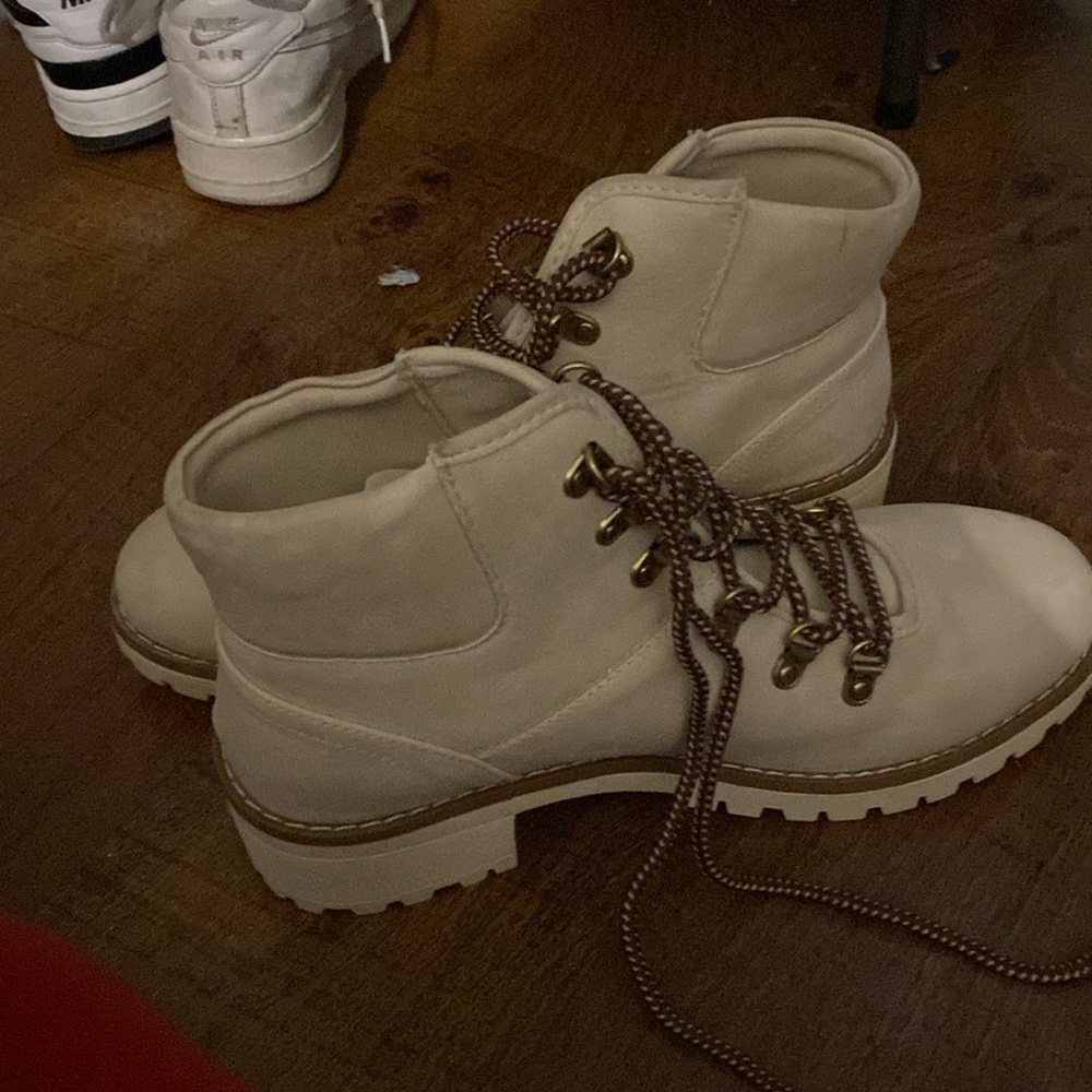 Tan boots with burgundy laces